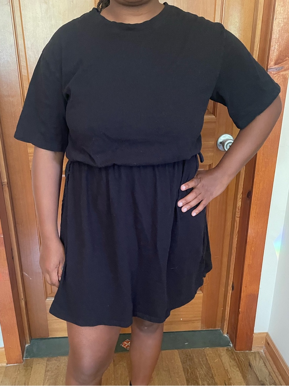 Black Casual Short Sleeve T-shirt Dress with cinched waist